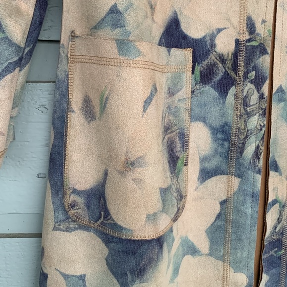 😍HOST PICK ANTHROPOLOGIE SOLITAIRE FAUX SUEDE FLORAL DUSTER/JACKET/COAT - Picture 7 of 11